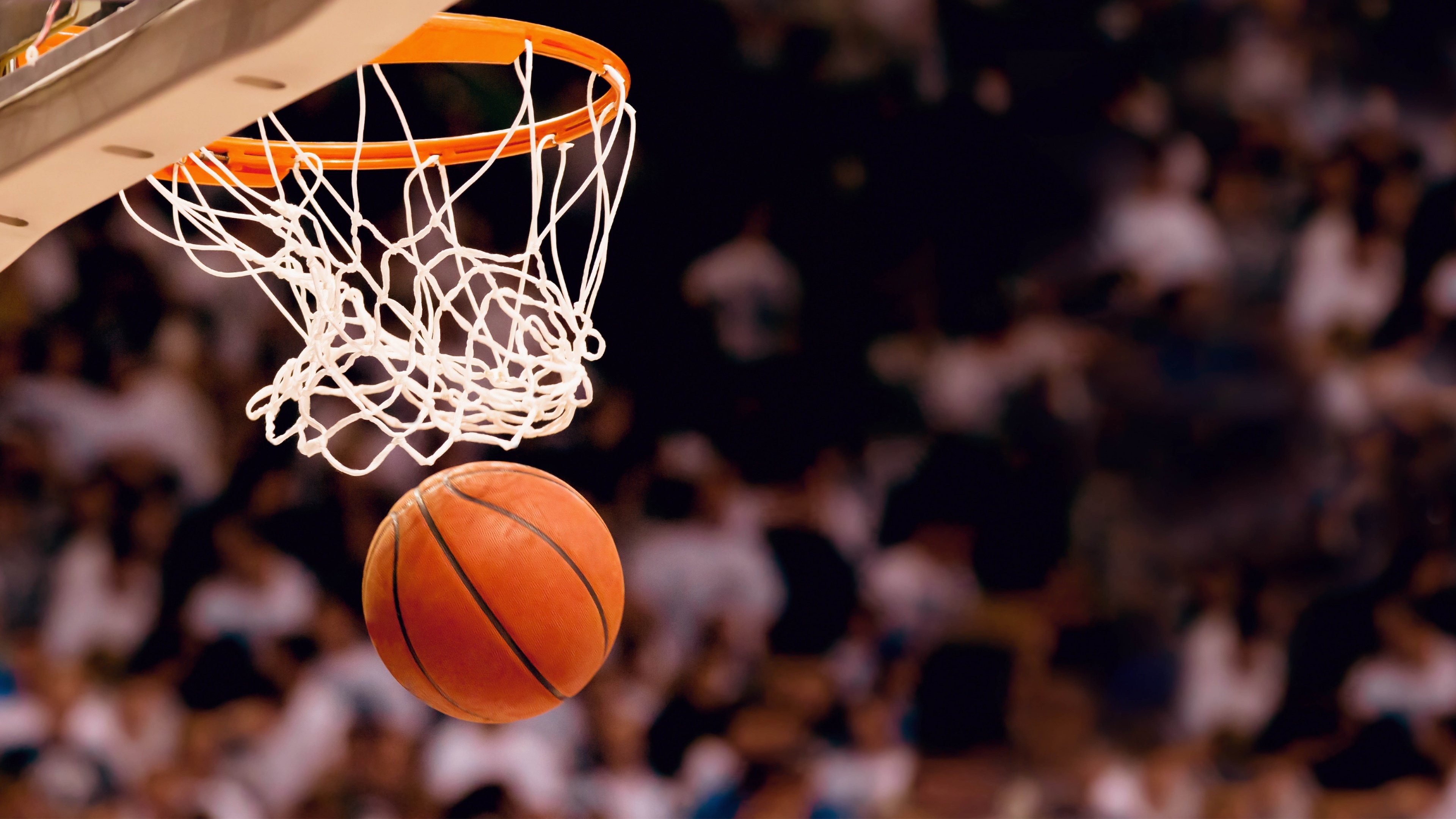 开云官网-铁血马竞演绎绝境重生，头槌破门+点球绝杀，阿贾克斯深陷三连败泥潭，铁血马竞绝境逆袭！头槌+点球双杀阿贾克斯，送其三连败
